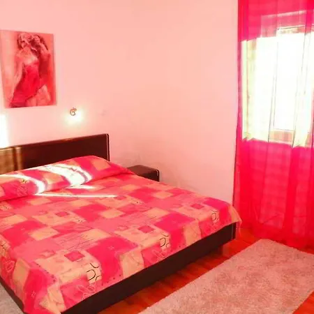 Apartman Rosa *
