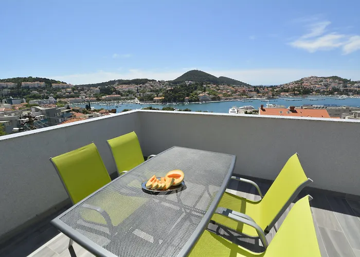 Rosa * דוברובניק