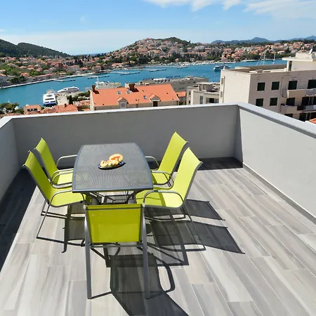 Rosa * Dubrovnik